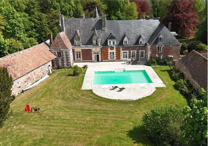 Image No.2-Propriété de 6 chambres à vendre