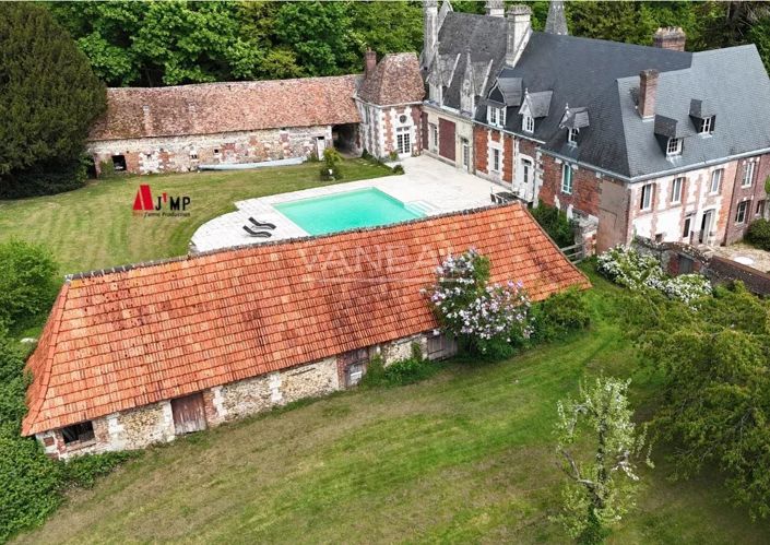 Image No.24-Propriété de 6 chambres à vendre
