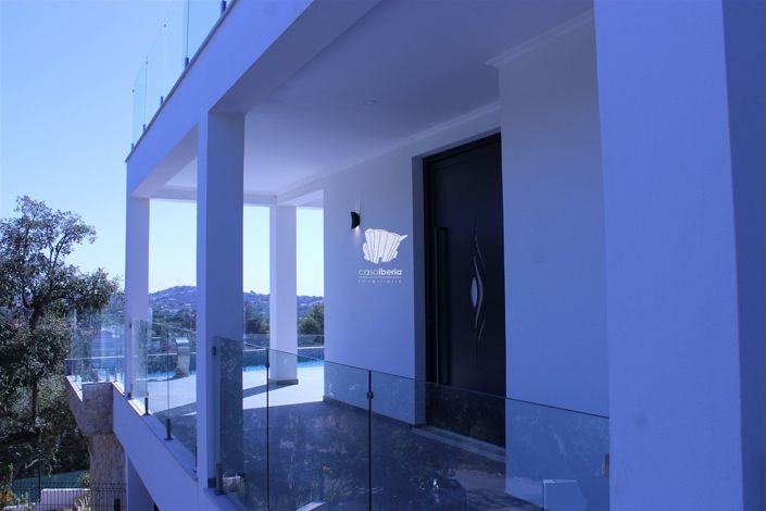 Image No.16-5 Bed House for sale