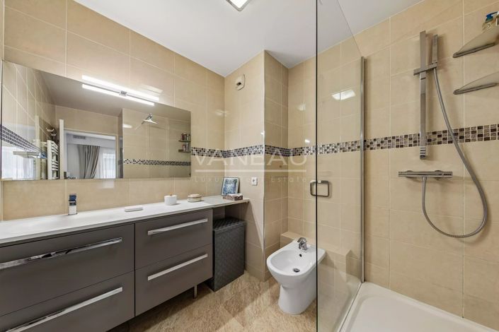 Image No.8-Appartement de 1 chambre à vendre