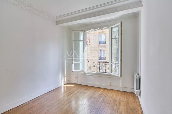 Image No.8-Appartement de 2 chambres à vendre