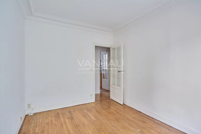 Image No.9-Appartement de 2 chambres à vendre