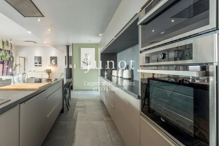 Image No.7-3 Bed House for sale