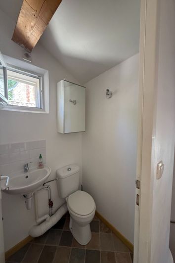 Image No.15-3 Bed House for sale
