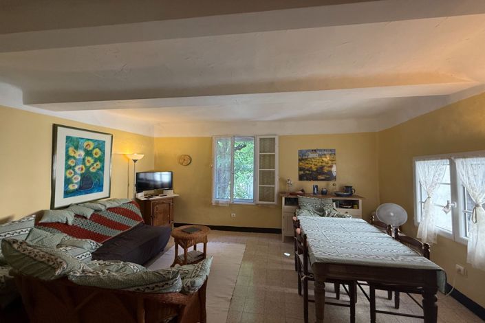 Image No.8-3 Bed House for sale