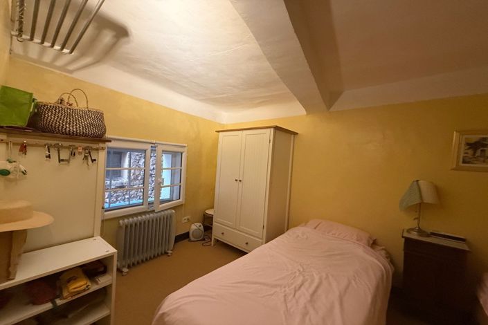 Image No.9-3 Bed House for sale
