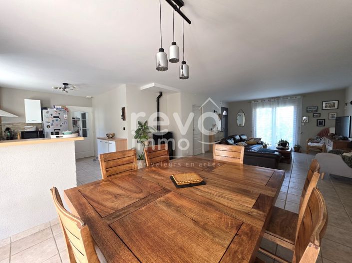 Image No.3-5 Bed House for sale