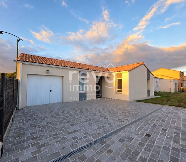 Image No.9-3 Bed House for sale