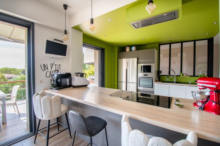 Image No.5-4 Bed House for sale