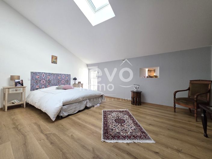 Image No.6-3 Bed House for sale