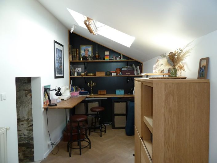 Image No.5-2 Bed House for sale
