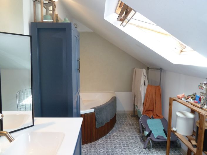 Image No.6-2 Bed House for sale