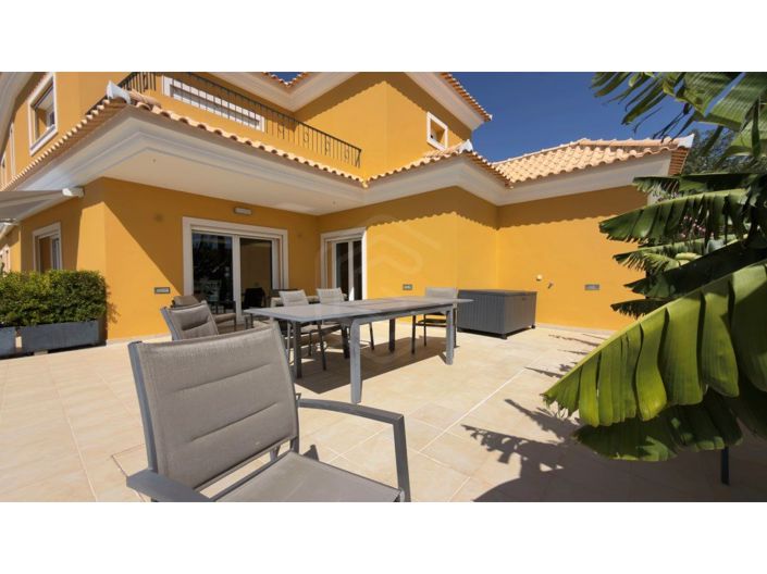 Image No.2-7 Bed House for sale