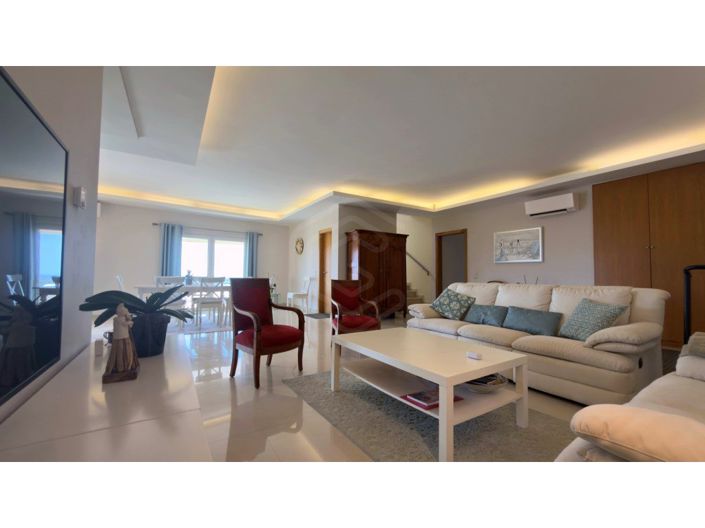 Image No.23-7 Bed House for sale