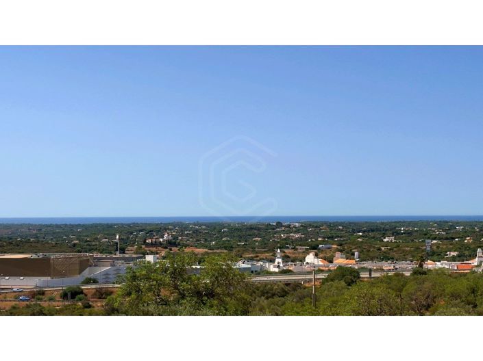 Image No.7-7 Bed House for sale