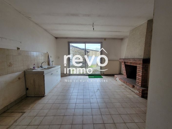 Image No.6-3 Bed House for sale