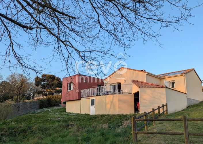 Image No.2-3 Bed House for sale