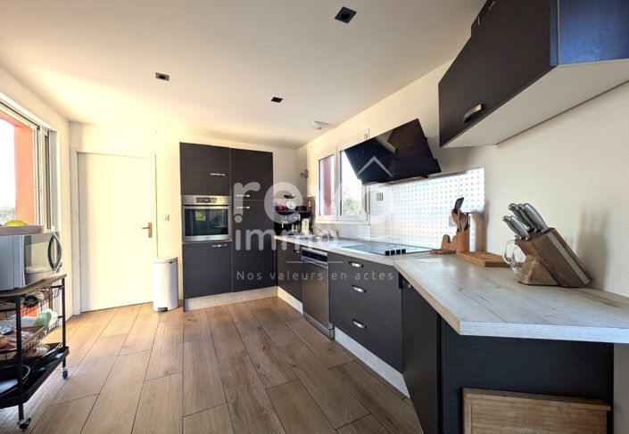Image No.4-3 Bed House for sale