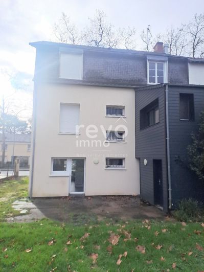 Image No.2-8 Bed House for sale