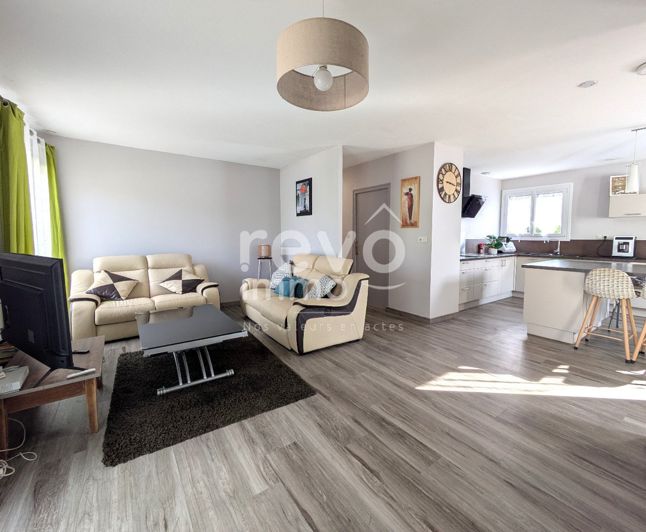 Image No.7-3 Bed House for sale