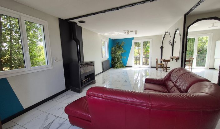 Image No.2-3 Bed House for sale