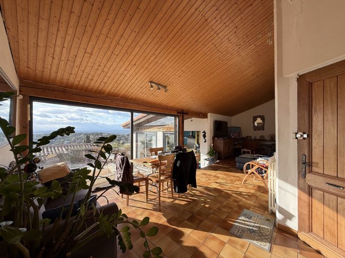 Image No.2-3 Bed House for sale