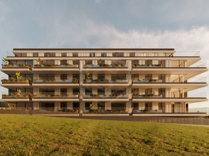 Image No.16-4 Bed Apartment for sale