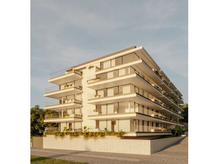 Image No.17-4 Bed Apartment for sale