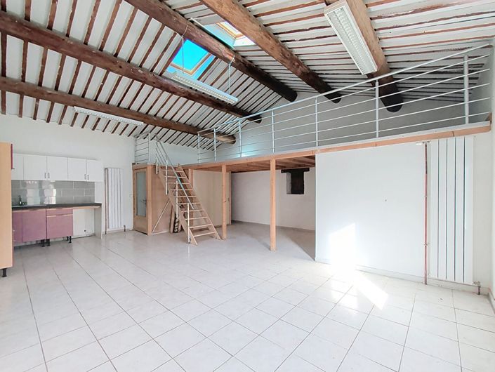Image No.2-3 Bed House for sale
