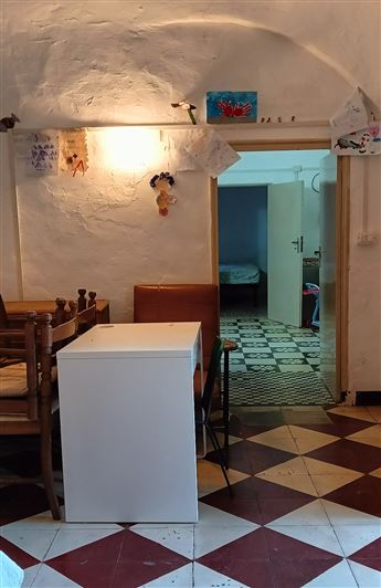 Image No.42-7 Bed Property for sale