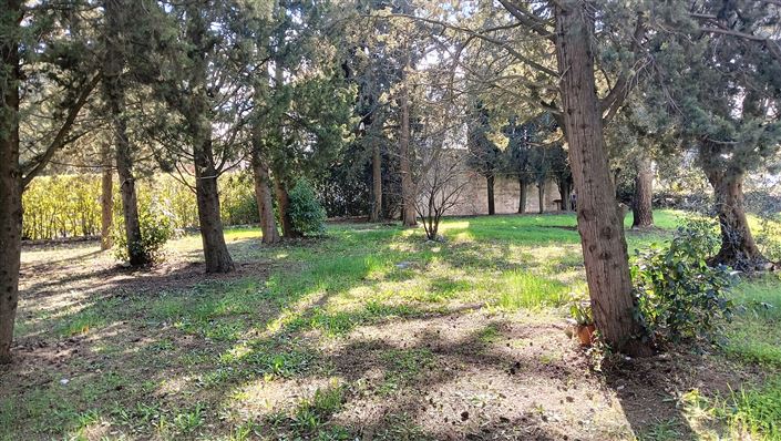 Image No.47-7 Bed Property for sale