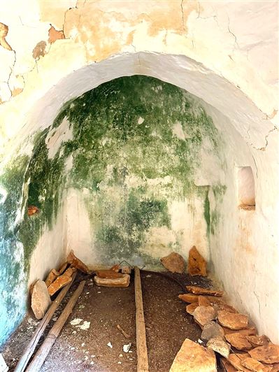 Image No.13-2 Bed Property for sale