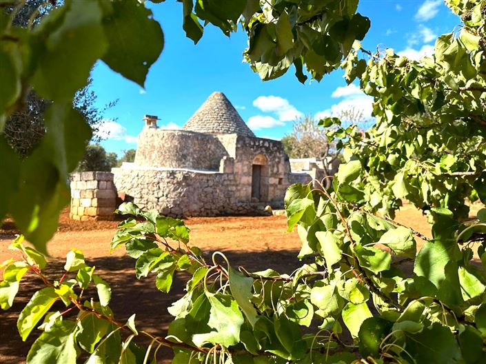 Image No.9-2 Bed Property for sale