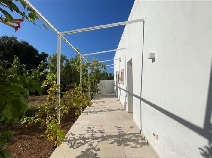 Image No.36-4 Bed Property for sale