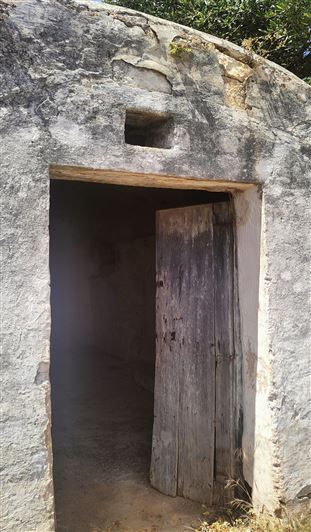 Image No.30-2 Bed Property for sale