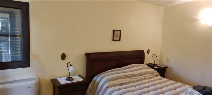 Image No.16-3 Bed Property for sale