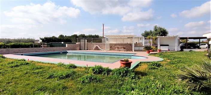 Image No.3-3 Bed Property for sale