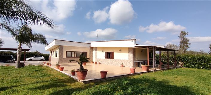 Image No.29-3 Bed Property for sale