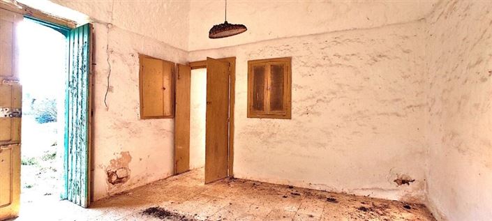 Image No.7-2 Bed Property for sale