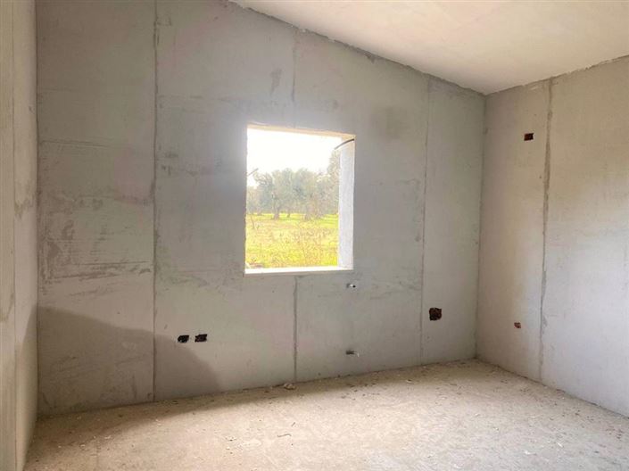 Image No.8-2 Bed Property for sale