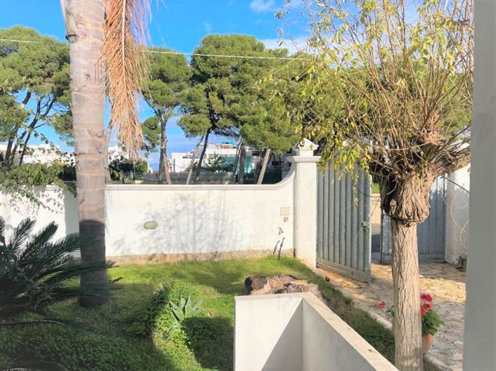 Image No.3-2 Bed Villa for sale