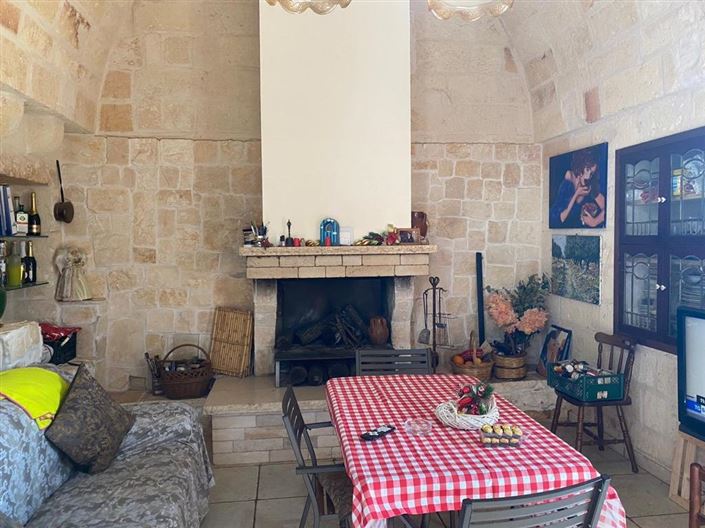 Image No.15-5 Bed Property for sale