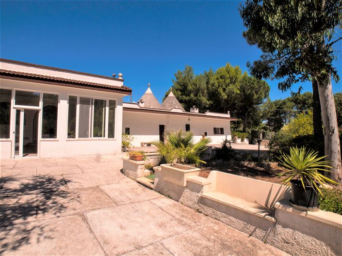 Image No.7-4 Bed Property for sale