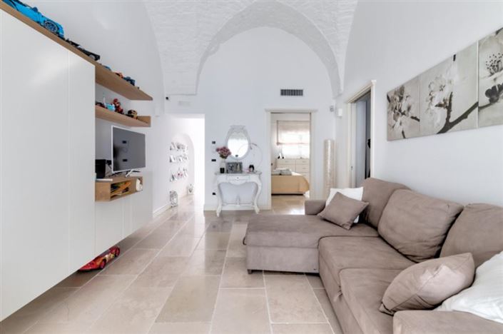 Image No.17-3 Bed Apartment for sale