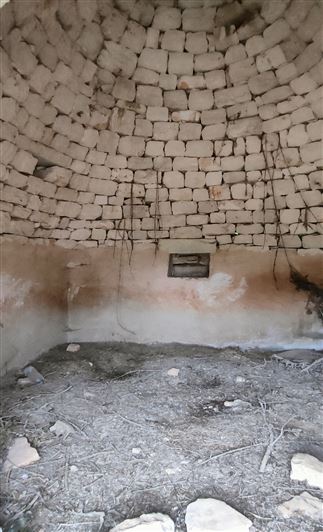 Image No.23-8 Bed Property for sale