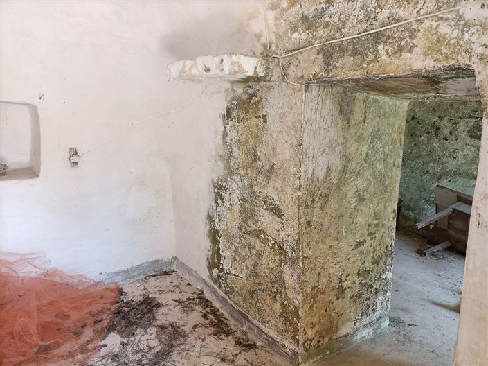 Image No.18-2 Bed Property for sale