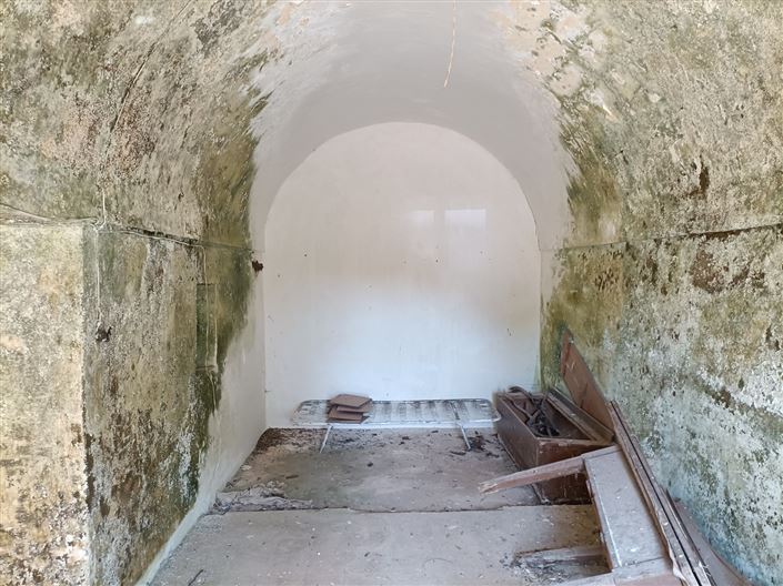 Image No.21-2 Bed Property for sale