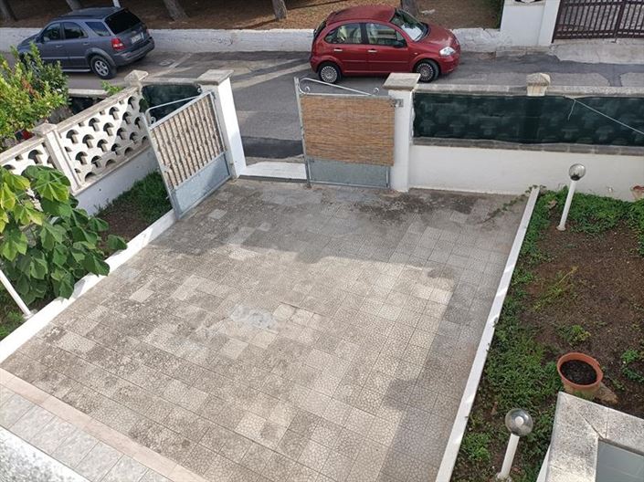 Image No.17-2 Bed Townhouse for sale