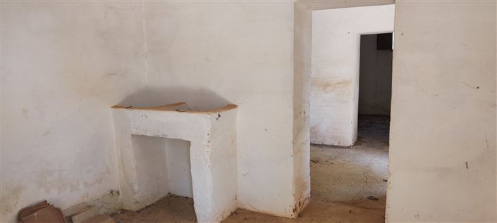 Image No.13-2 Bed Property for sale