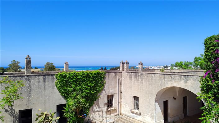 Image No.2-6 Bed Masseria for sale